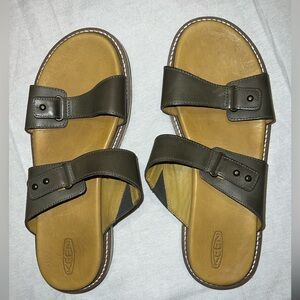 Keen Women's Lana Slide sandal perfect for outdoor adventures and casual dates